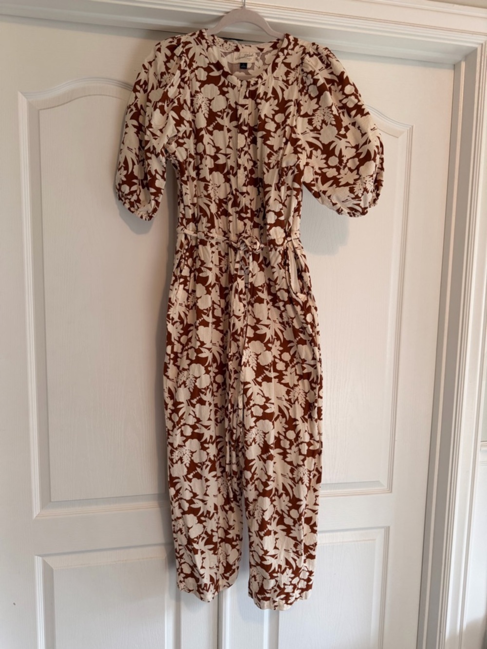 Universal Thread Floral Button-Front Jumpsuit in Cream and Brown